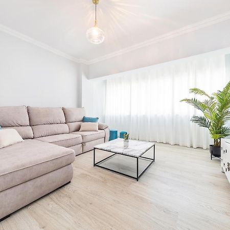 פארו Ria Mar Deluxe - City Center @Homesbyfc מראה חיצוני תמונה