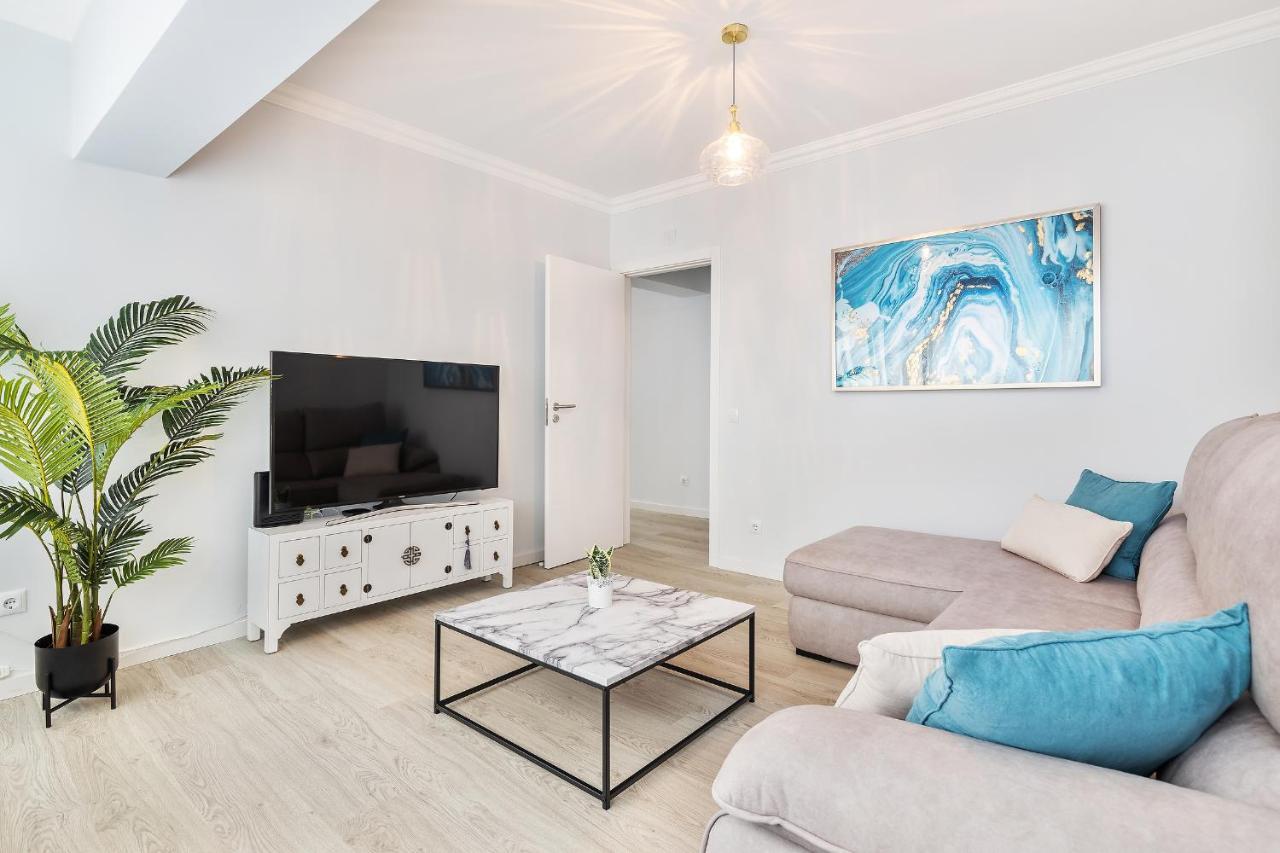 פארו Ria Mar Deluxe - City Center @Homesbyfc מראה חיצוני תמונה